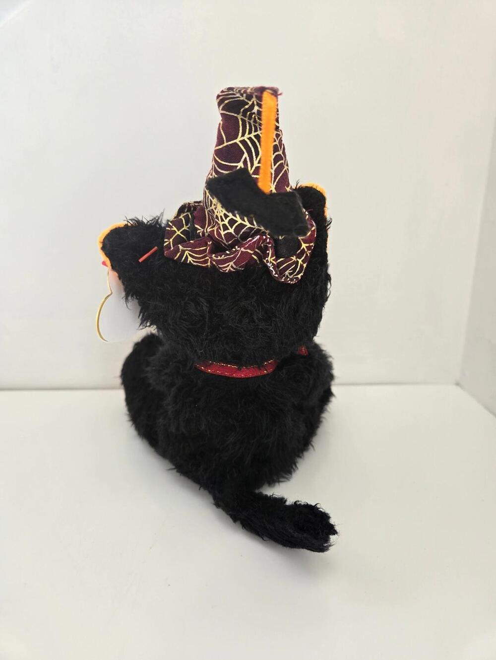 Ty Beanie Baby “Frightful” the Black Cat Holding Candy Corn (6.5 inch) *Rare* - Picture 4 of 4